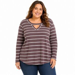 Maurices 0x Plus purple Sweater